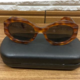 ヴァレンティノ(VALENTINO)の90s valentino ヴァレンティノ　サングラス  カートコバーン(サングラス/メガネ)