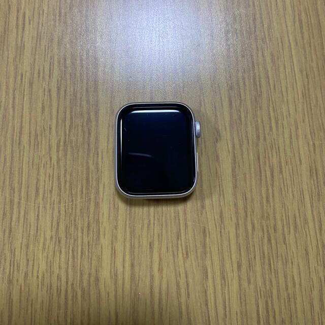 Apple Watch(アップルウォッチ)のApple Watch SE NIKEモデル　シルバー　40mm メンズの時計(腕時計(デジタル))の商品写真