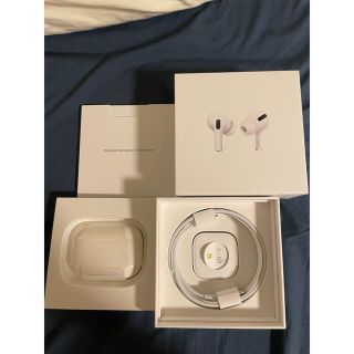 最終値下げ！　Airpods pro(ヘッドフォン/イヤフォン)