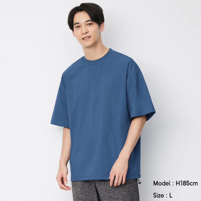 【新品・未開封】GU MEN ドライストレッチプルオーバー　ブルー〈XXL〉 メンズのトップス(Tシャツ/カットソー(半袖/袖なし))の商品写真