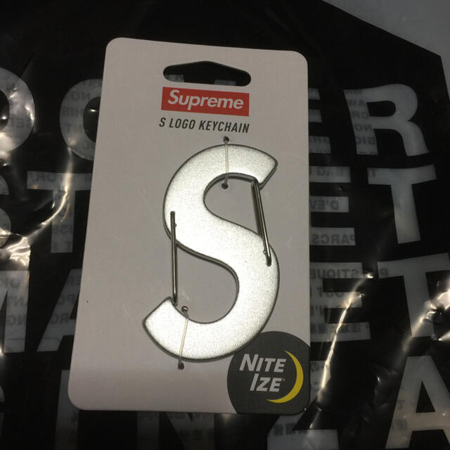 Supreme - Supreme Nite Ize S Logo Keychain キーチェーンの通販 by supreme｜シュプリームならラクマ