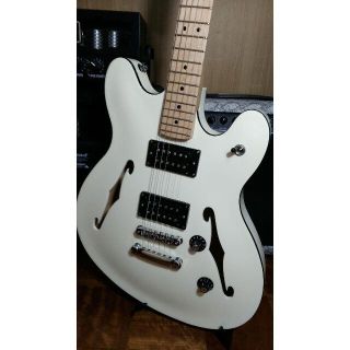 Starcaster OlympicWhite SQUIER by fender