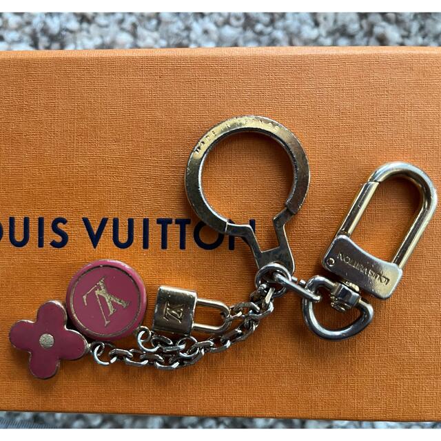 LOUIS VUITTON(ルイヴィトン)のvuitton キーホルダー限定割引 メンズのファッション小物(キーホルダー)の商品写真