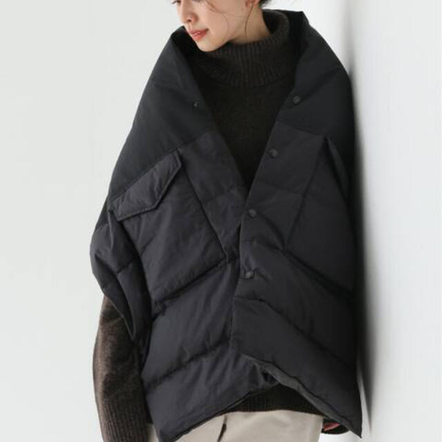 THE NORTH FACE(ザノースフェイス)のTHE NORTH FACE PURPLE LABEL  Down Cape メンズのジャケット/アウター(ダウンジャケット)の商品写真