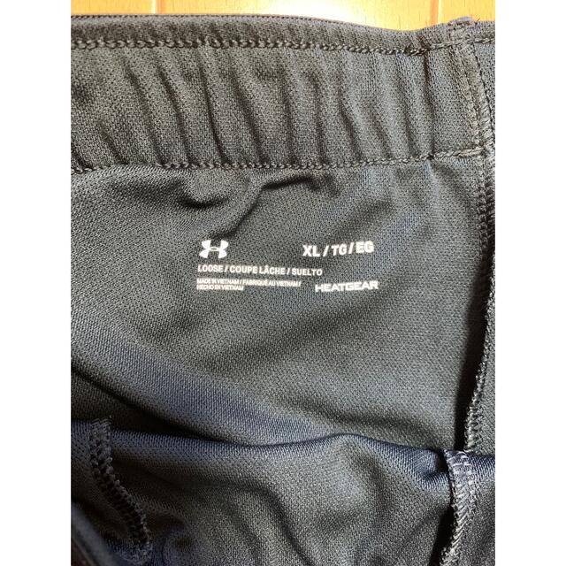 UNDER ARMOUR(アンダーアーマー)のアンダーアーマー　ショートパンツ　XL 黒 レディースのパンツ(ショートパンツ)の商品写真