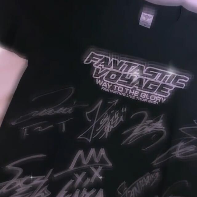 FANTASTICS サイン入りTシャツ | フリマアプリ ラクマ