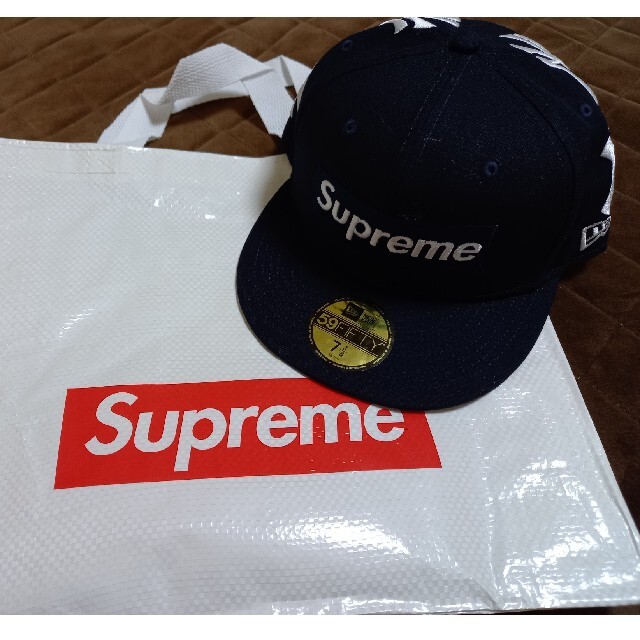 Supreme(シュプリーム)のsupreme New York Yankees new eraシュプリーム メンズの帽子(キャップ)の商品写真