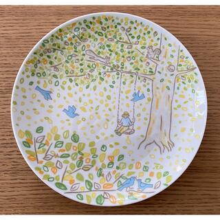 スカイラーク(すかいらーく)のガスト「市川和美デザイン　小鳥と少年の秋色皿」(食器)