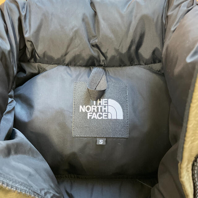 THE NORTH FACE(ザノースフェイス)の【新品未使用】ヌプシジャケット Sサイズ ノースフェイス メンズのジャケット/アウター(ダウンジャケット)の商品写真