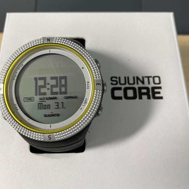 再　値下げしまーす。SUUNTO CORE LIGHTHREEN