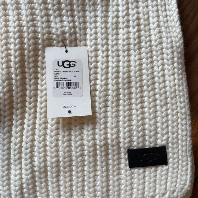 UGG(アグ)の新品★未使用★タグ付★UGG 超ロングマフラー　白　ホワイト レディースのファッション小物(マフラー/ショール)の商品写真