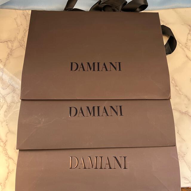 Damiani(ダミアーニ)のダミアーニ　紙袋　３枚 レディースのバッグ(ショップ袋)の商品写真
