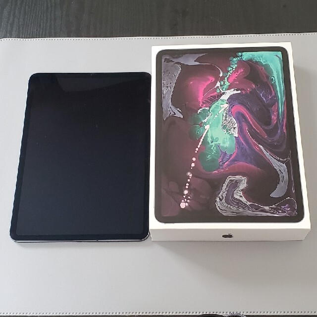 人気ブランドの ipad pro 11インチ 第一世代 256G wifi +cellular