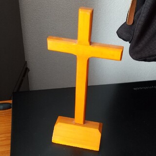 十字架　木製　高さ19cm 台座幅7cm弱(彫刻/オブジェ)