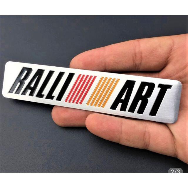 ラリーアート RALLIART アルミ製エンブレム　２枚組(ベース色：シルバー） 自動車/バイクの自動車(車外アクセサリ)の商品写真