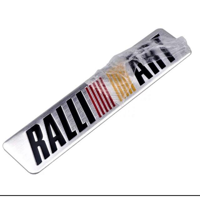 ラリーアート RALLIART アルミ製エンブレム　２枚組(ベース色：シルバー） 自動車/バイクの自動車(車外アクセサリ)の商品写真