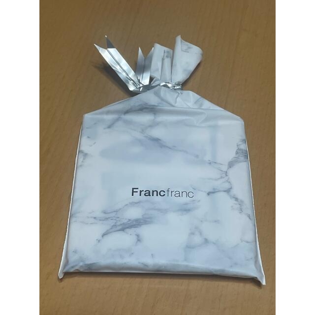 Francfranc(フランフラン)の新品未使用 フランフラン ハンドタオル プレゼントにどうぞ レディースのファッション小物(ハンカチ)の商品写真