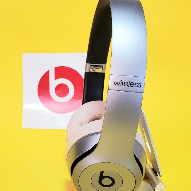 Beats by Dr Dre(ビーツバイドクタードレ)の正規品　ビーツ　beats solo ワイヤレス スマホ/家電/カメラのオーディオ機器(ヘッドフォン/イヤフォン)の商品写真