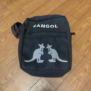 カンゴール(KANGOL)のKANGOL バック　鞄　黒(ショルダーバッグ)