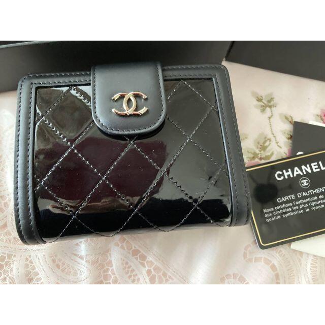 CHANEL☆シャネルＣＣロゴ二つ折財布