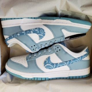 ナイキ(NIKE)のNIKE WMNS DUNK LOW ESS PAISLEY Blue 27cm(スニーカー)