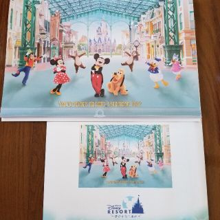 ディズニー(Disney)の【非売品】ディズニーリゾート(オリエンタルランド)　2022 カレンダー(キャラクターグッズ)