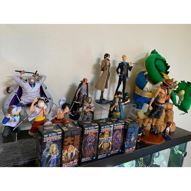 ワンピース ドラゴンボールフィギュアおまとめ売り!!の通販 by ちび