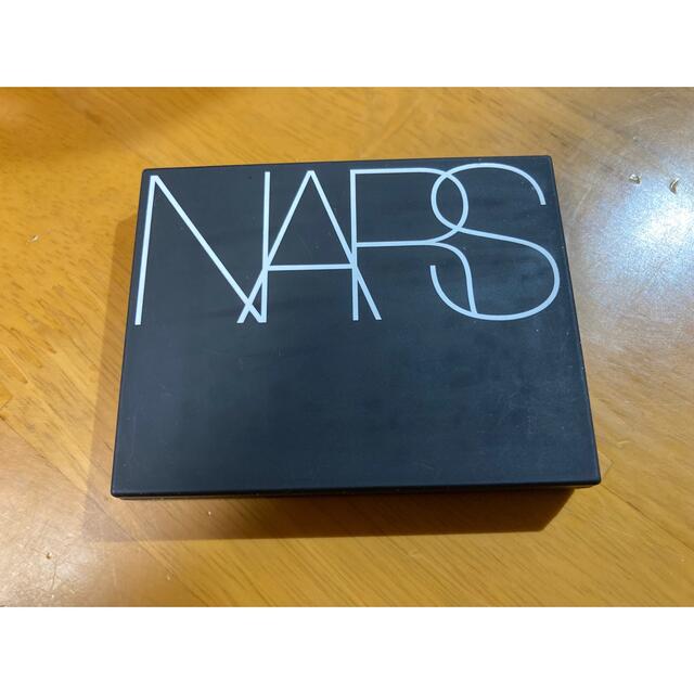 NARS(ナーズ)のNARS ハイライティングパウダー　5222 中古品 コスメ/美容のベースメイク/化粧品(フェイスカラー)の商品写真