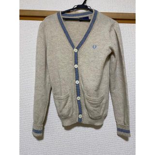 フレッドペリー(FRED PERRY)のフレッドペリー　 FREDPERRY   カーディガン ベージュ Sサイズ(カーディガン)