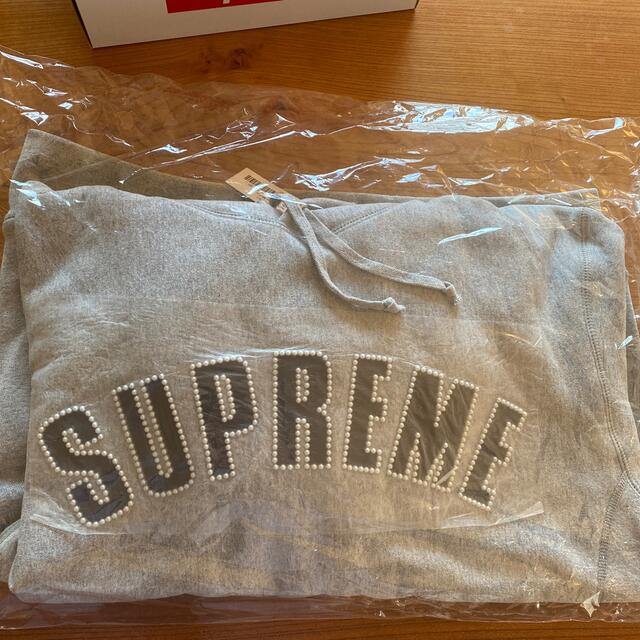 Supreme Pearl Logo Hooded Sweatshirt