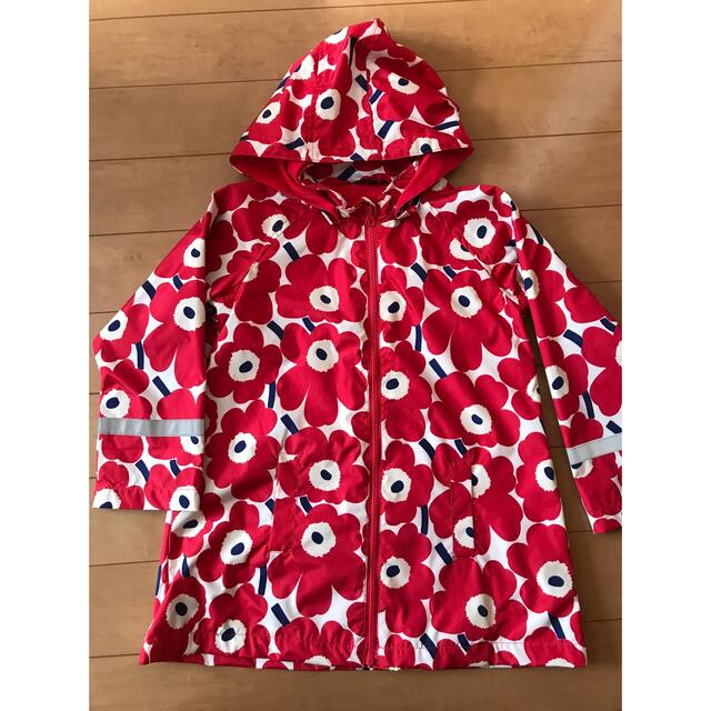 marimekko - マリメッコ ウニッコ柄(花柄)レインコート 122/7Y marimekko - マリメッコ ウニッコ柄(花柄)レインコート 122/7Y