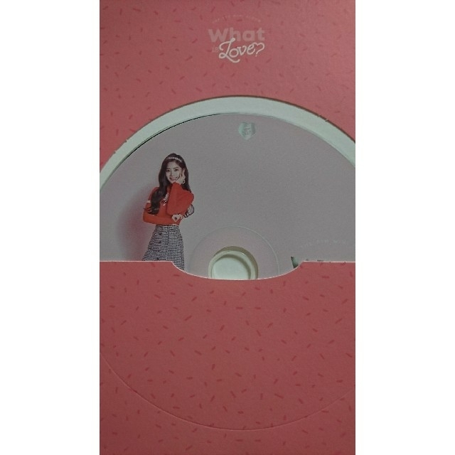 Waste(twice)(ウェストトゥワイス)の【TWICE】 What is love？ エンタメ/ホビーのCD(K-POP/アジア)の商品写真