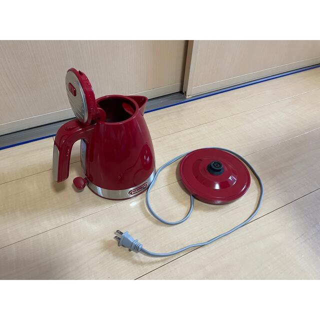 DeLonghi(デロンギ)のデロンギ　ケトル スマホ/家電/カメラの生活家電(電気ケトル)の商品写真