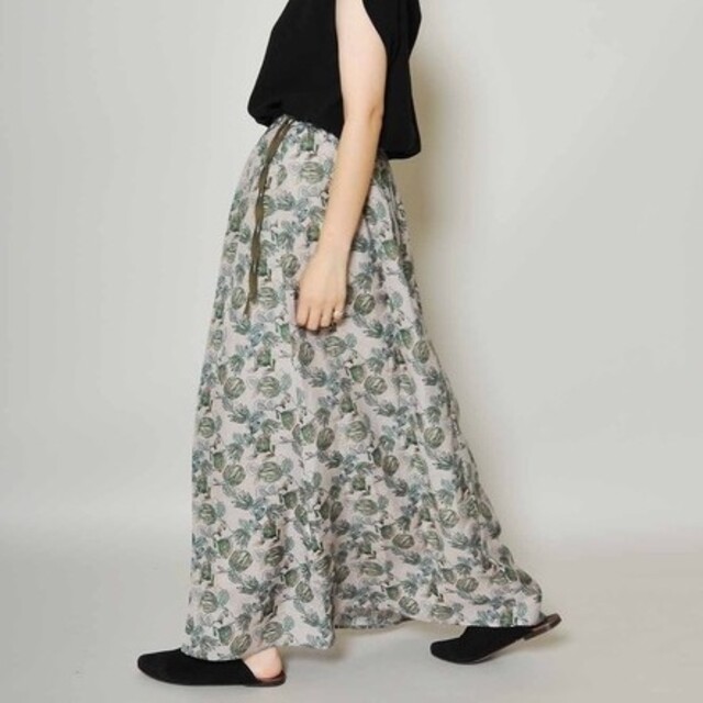 JOHNBULL(ジョンブル)のジョンブル/花柄ロングスカート レディースのスカート(ロングスカート)の商品写真