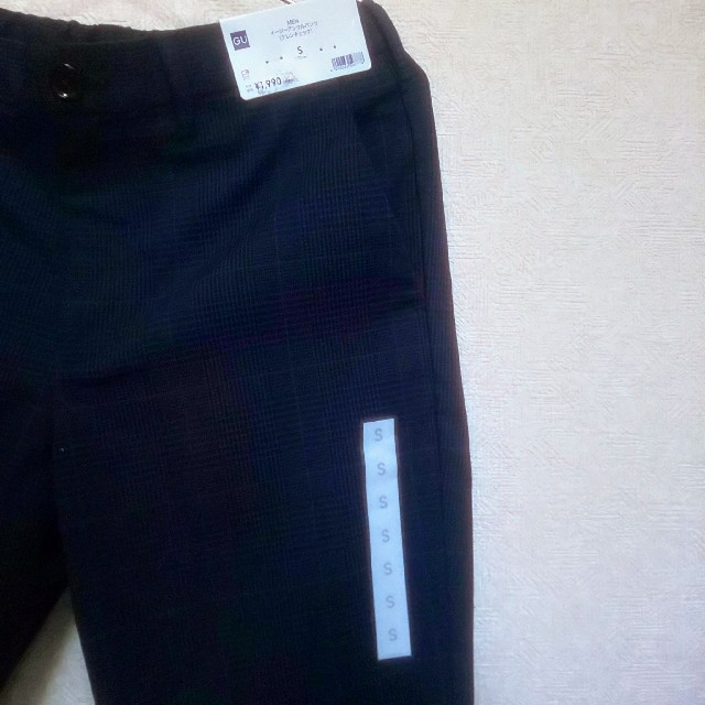 GU(ジーユー)の【2/5(土)15:00マデ販売！301円！！】GU パンツ メンズのパンツ(スラックス)の商品写真