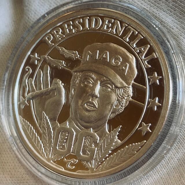 トランプ大統領　1オンス 銀貨　約束