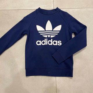 アディダス(adidas)のadidasトレーナー　トップス(トレーナー/スウェット)