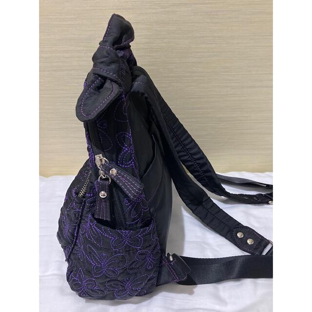 ANNA SUI(アナスイ)のアナスイ リュックサック 黒×パープル レディースのバッグ(リュック/バックパック)の商品写真
