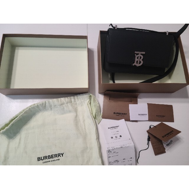 BURBERRY 新作 ロビンバッグ TB 20万 入手困難