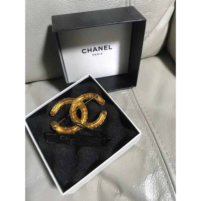 CHANEL シャネル ブローチ　シャネル 溶岩