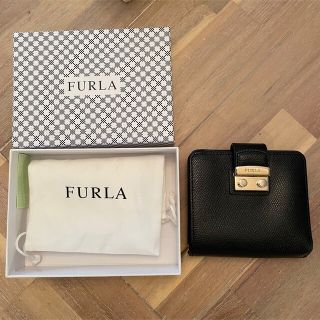 美品❣️FURLA フルラ　２つ折り財布　クロ　黒　くろ