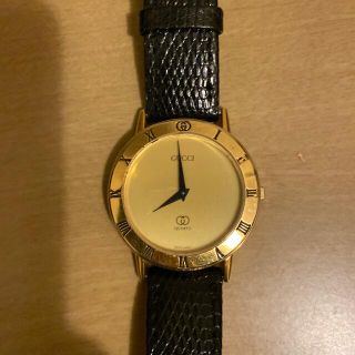 Gucci - GUCCI 3000M グッチ 腕時計の通販 by うえの's shop|グッチ