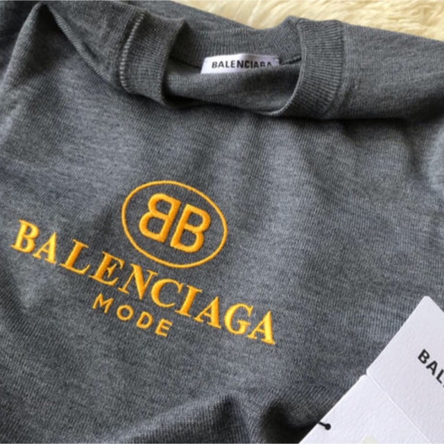 balenciagaセーターバレンシアガニット