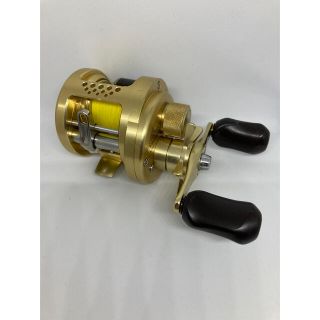 シマノ(SHIMANO)のシマノ　シマノカルカッタコンクエスト 101 中古品(リール)