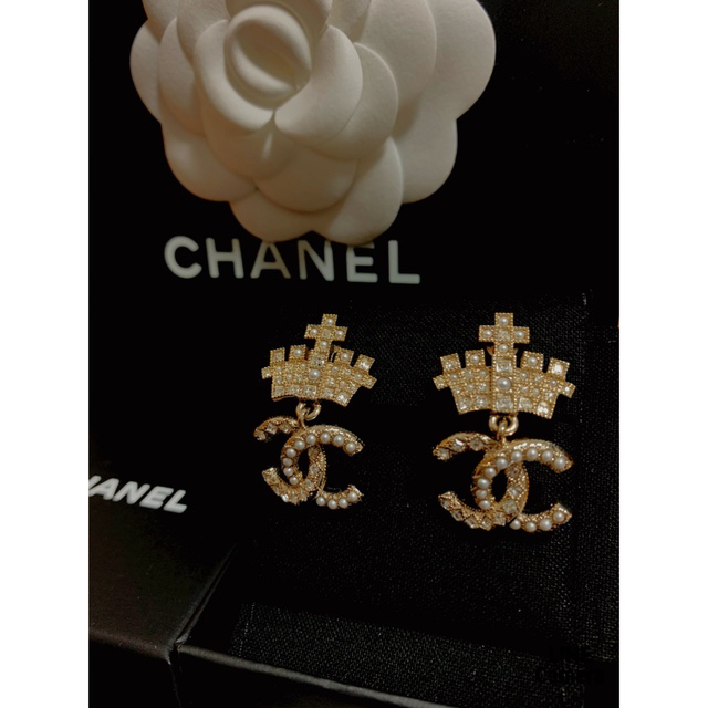 CHANEL(シャネル)の専用 レディースのアクセサリー(イヤリング)の商品写真