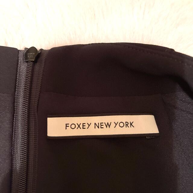 FOXEY(フォクシー)のFOXEY NEWYORK ブラック膝丈スカート　シンプル素敵美品 レディースのスカート(ひざ丈スカート)の商品写真