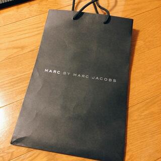 マークバイマークジェイコブス(MARC BY MARC JACOBS)のマークバイジェイコブス　ショップ袋　紙袋(ショップ袋)