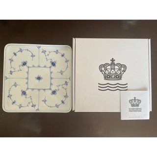 ロイヤルコペンハーゲン(ROYAL COPENHAGEN)の【新品】ロイヤルコペンハーゲン スクエアディッシュ 20cm(食器)