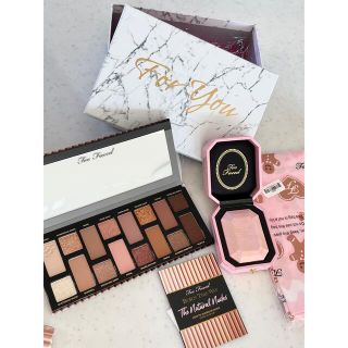 トゥフェイス(Too Faced)の新品Too Faced ボーンディスウェイ　　アイシャドウパレット＆ハイライター(アイシャドウ)