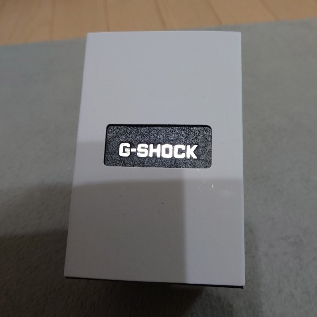 G-SHOCK(ジーショック)のカシオG-SHOCK  AWM-500GD-9AJF メンズの時計(腕時計(デジタル))の商品写真
